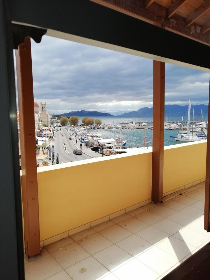 Aegina Port Apt 2-Διαμέρισμα Στο Λιμάνι Της Αίγινας 2 Esterno foto