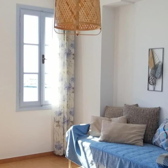 Aegina Port Apt 2-Διαμέρισμα Στο Λιμάνι Της Αίγινας 2 Esterno foto