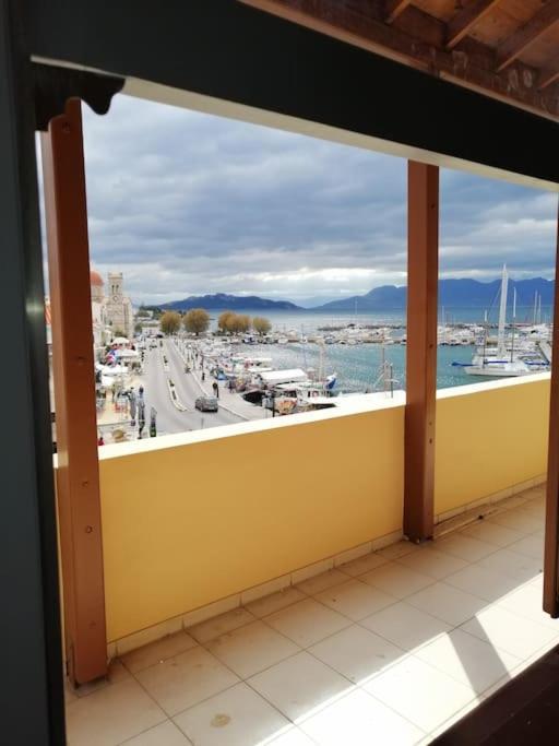 Aegina Port Apt 2-Διαμέρισμα Στο Λιμάνι Της Αίγινας 2 Esterno foto